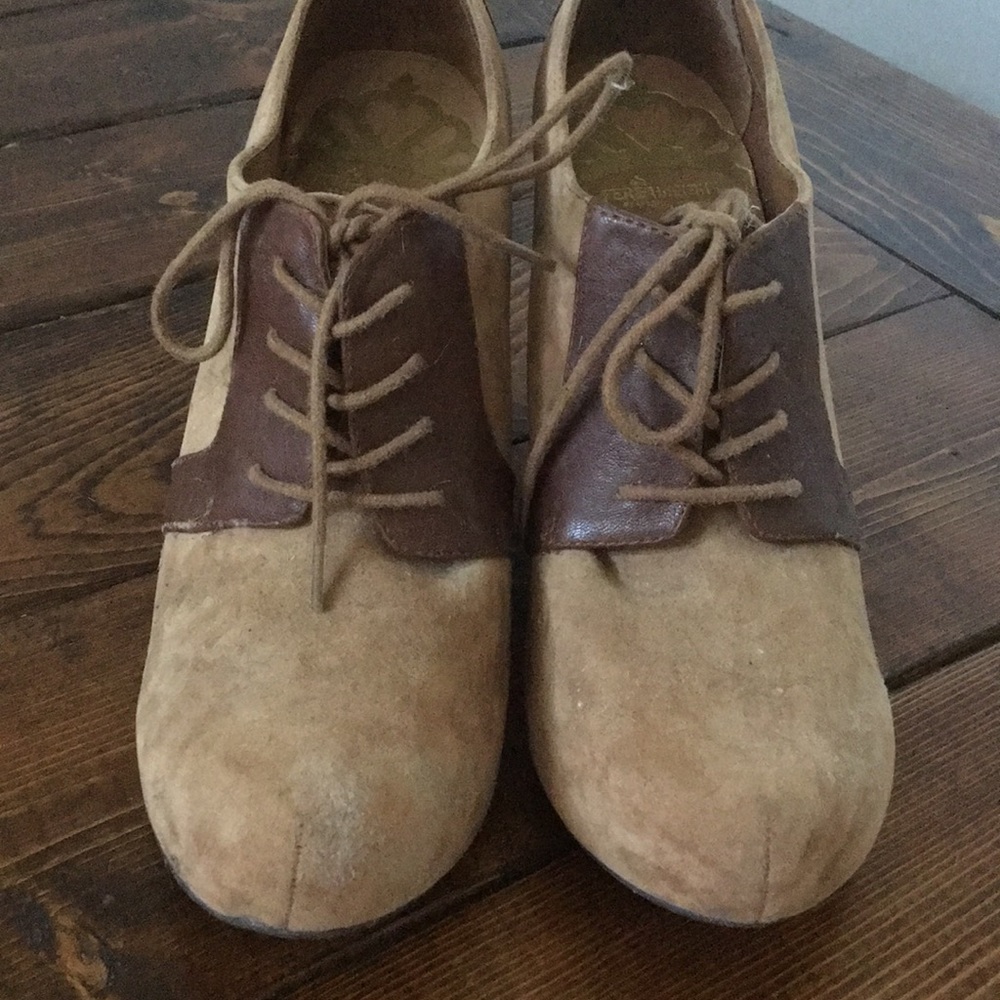 Women's Size 9 Fergalicious boots